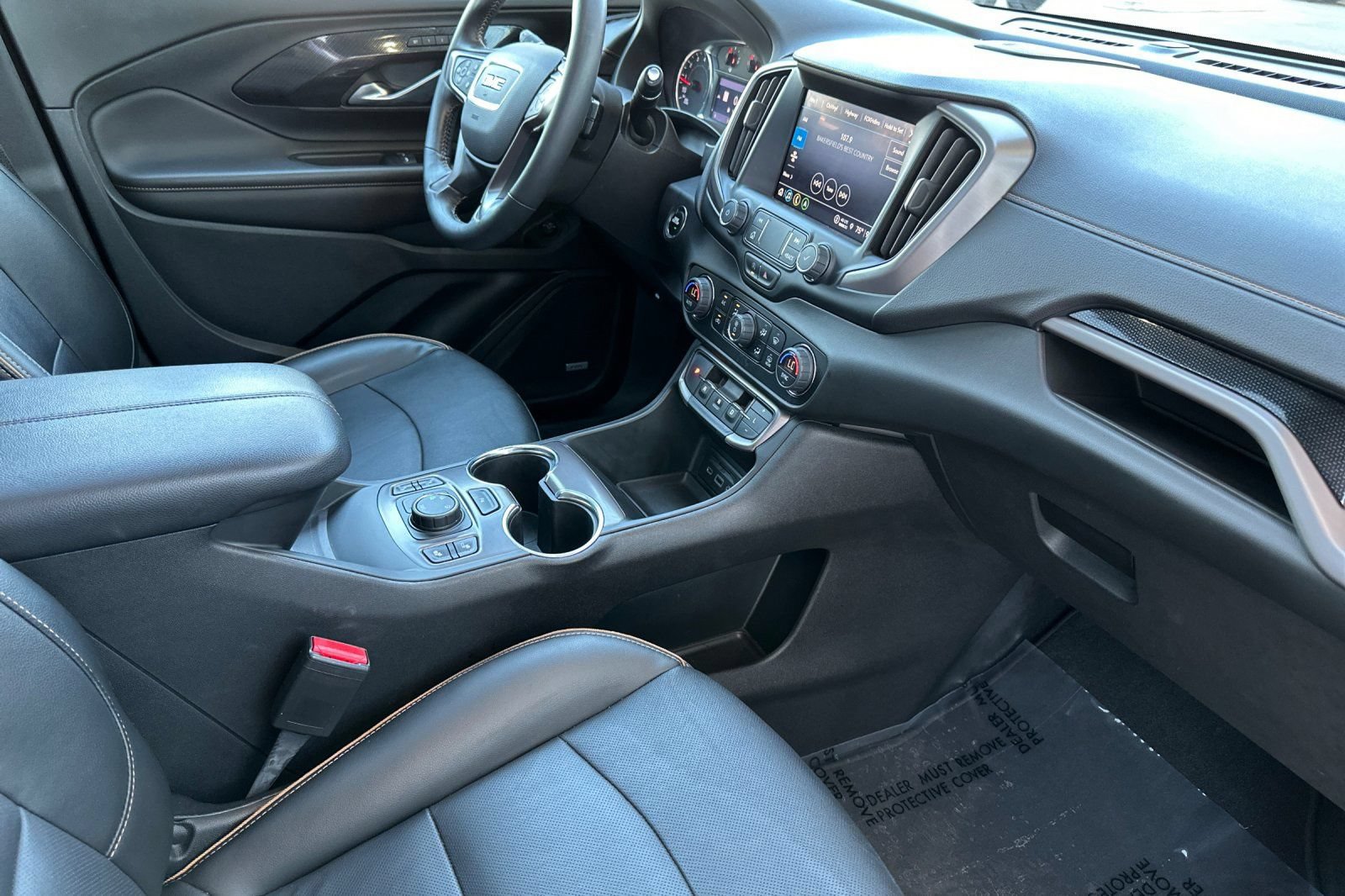 Certified 2022 GMC Terrain AT4 w/ Infotainment Package II AWD/4WD image 17