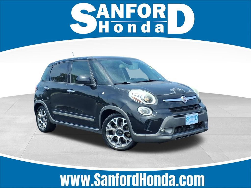 Used 2014 FIAT 500L Trekking w/ Popular Equipment Group FWD image 1