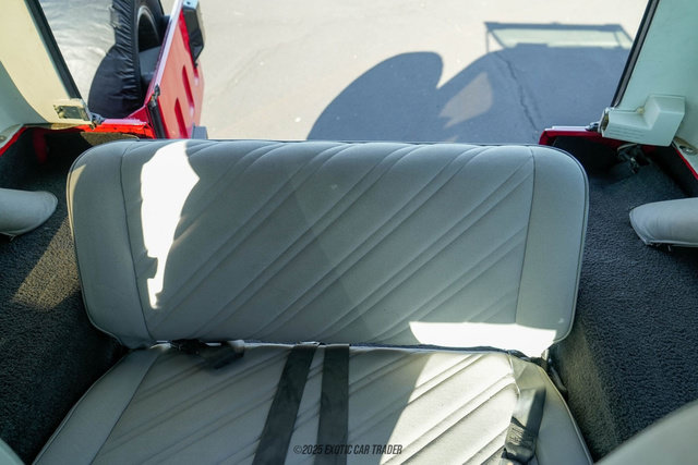 Used 1991 Jeep Wrangler Renegade AWD/4WD image 48