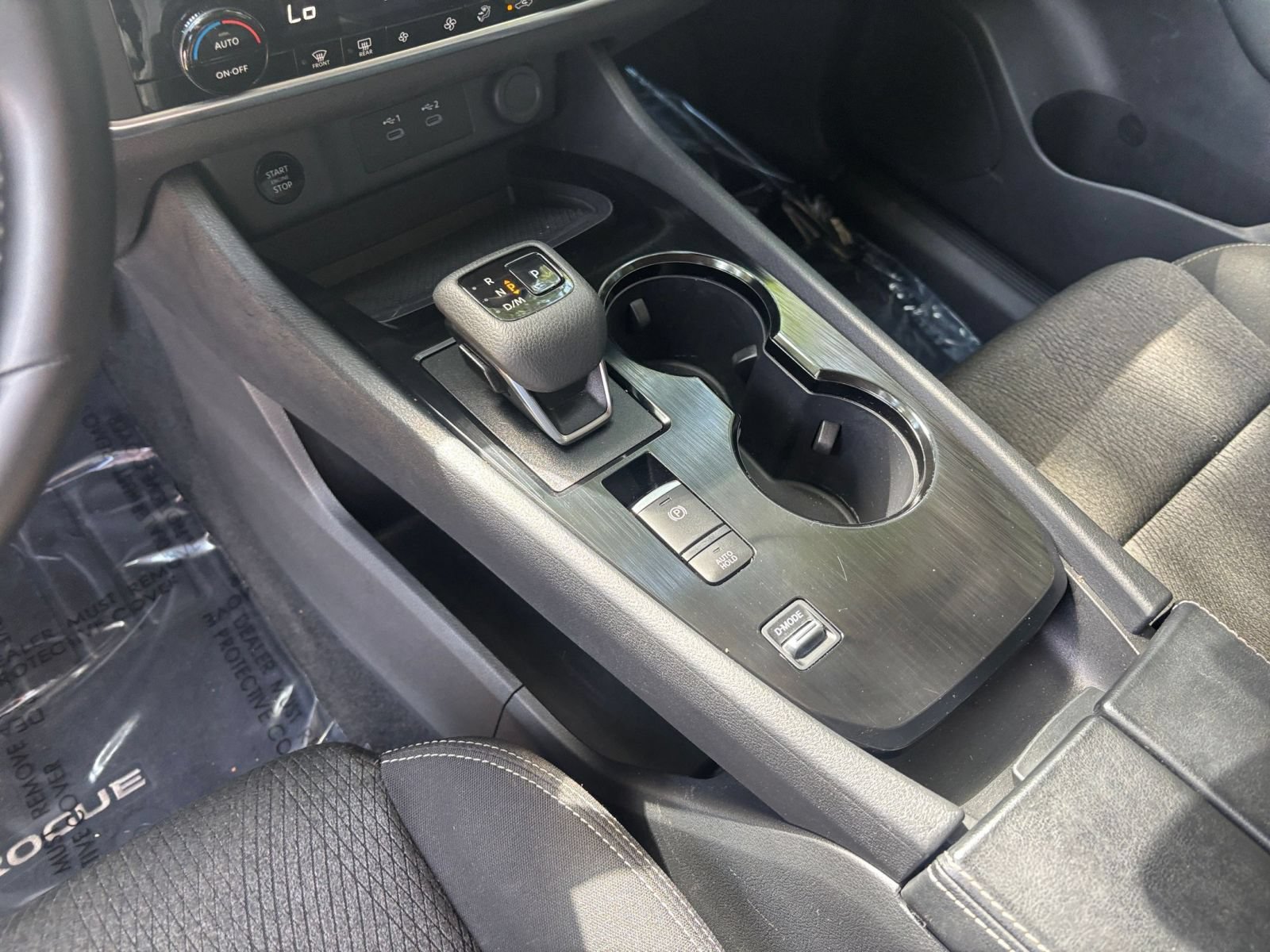 Used 2025 Nissan Rogue SV FWD image 42