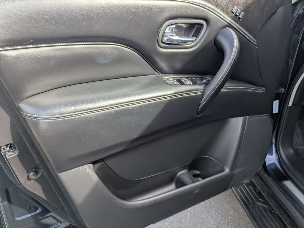 Used 2024 INFINITI QX80 Luxe image 15