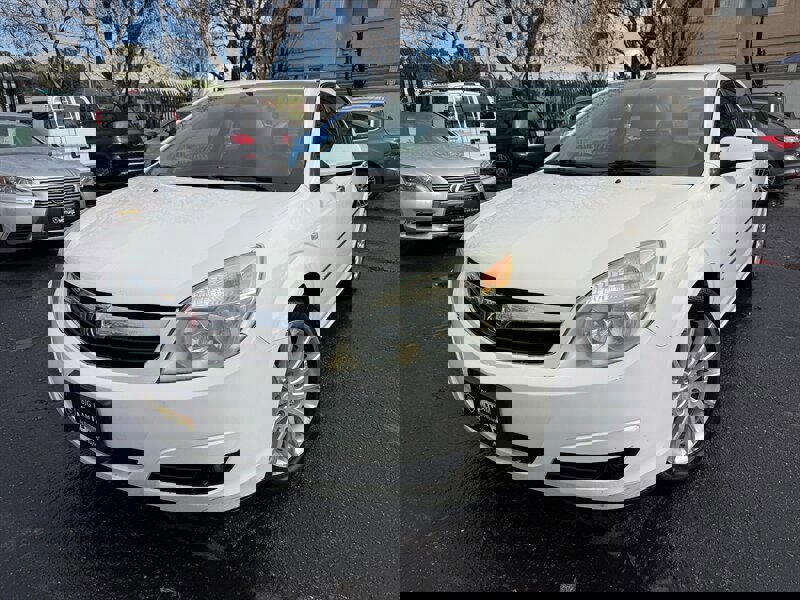 Used 2007 Saturn Aura XR w/ Premium Trim Pkg image 1