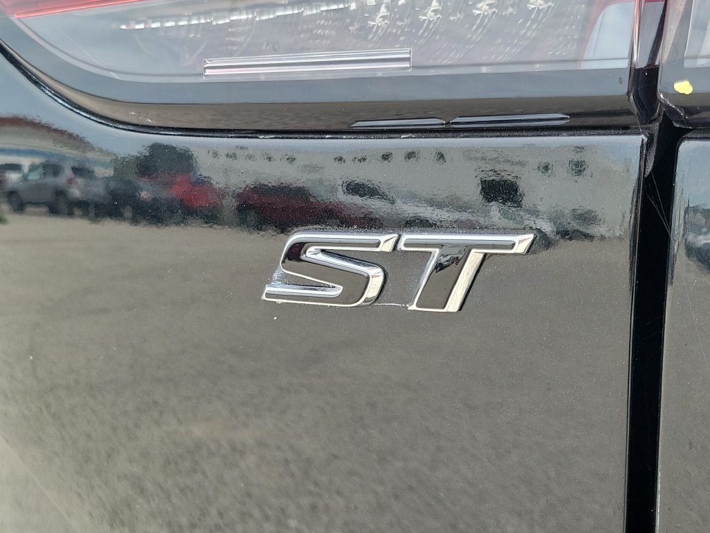 Used 2023 Buick Envision Preferred w/ Sport Touring Package AWD/4WD image 6