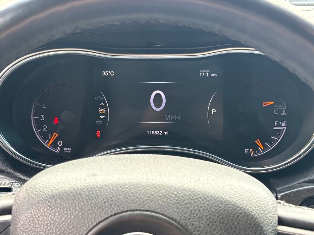 Used 2018 Jeep Grand Cherokee Laredo RWD image 21