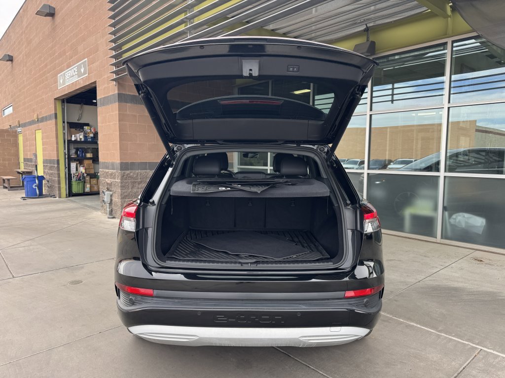 Used 2022 Audi Q4 e-tron Premium Plus w/ Premium Plus image 40