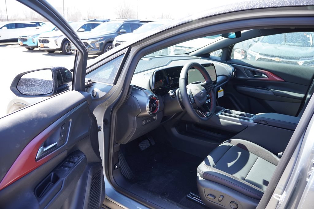 New 2026 Chevrolet Equinox EV RS AWD/4WD image 10