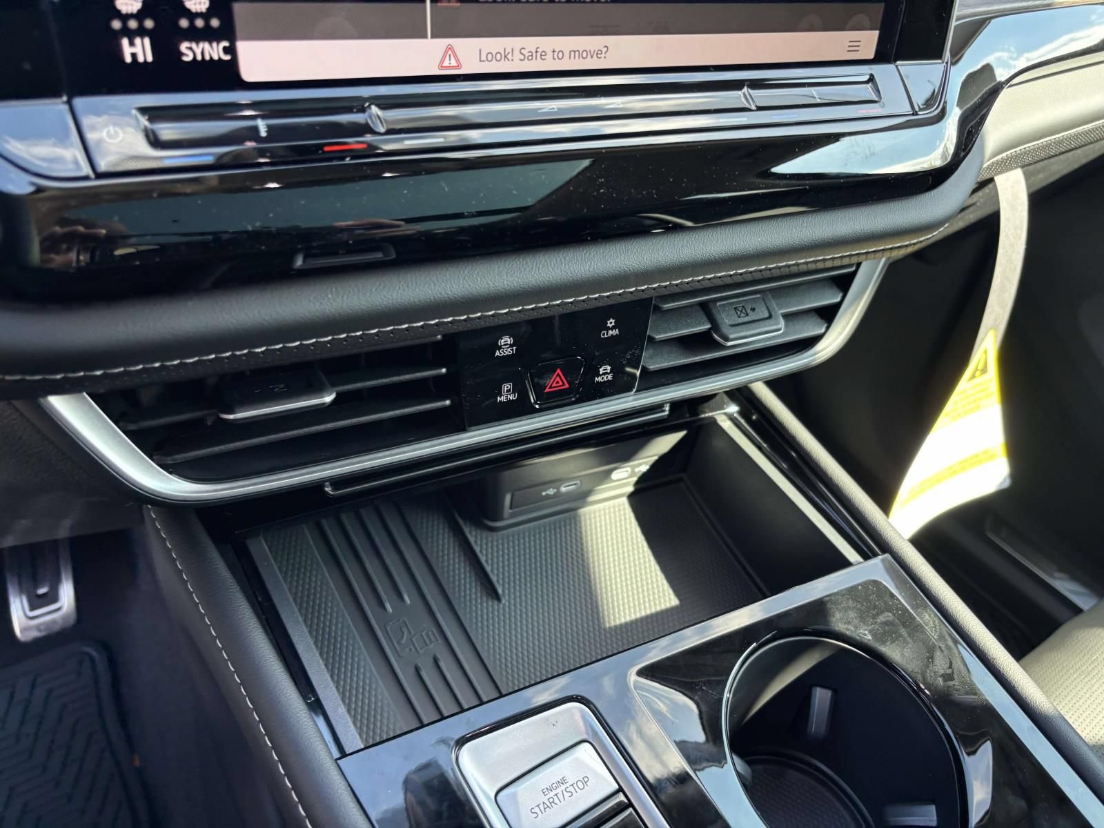 New 2026 Volkswagen Atlas SEL Premium R-Line AWD/4WD image 23