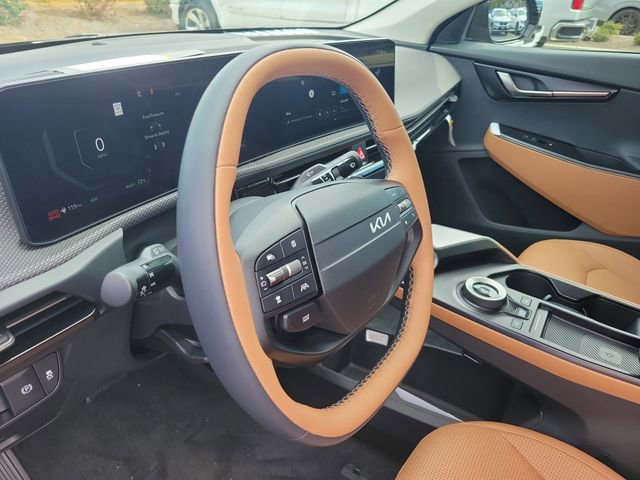 New 2025 Kia EV6 Wind image 17