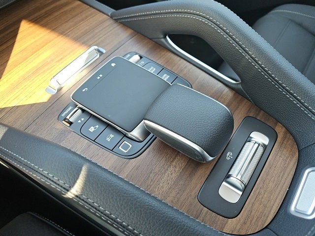 New 2026 Mercedes-Benz GLS 450 4MATIC image 21