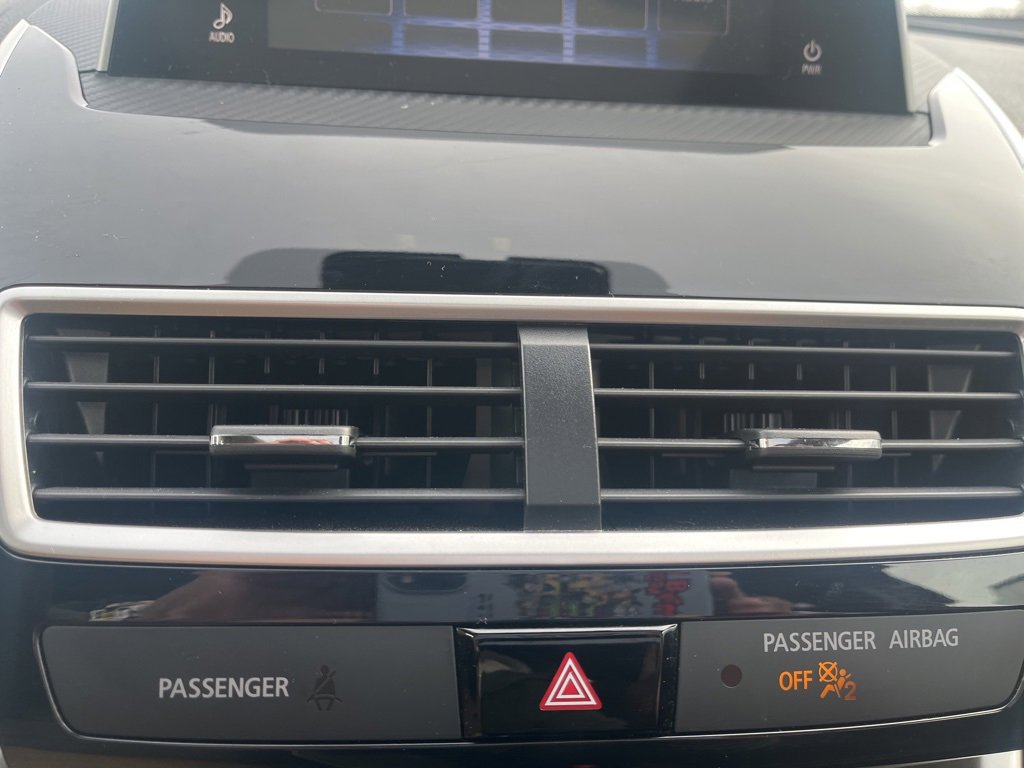 Used 2020 Mitsubishi Eclipse Cross SE image 15