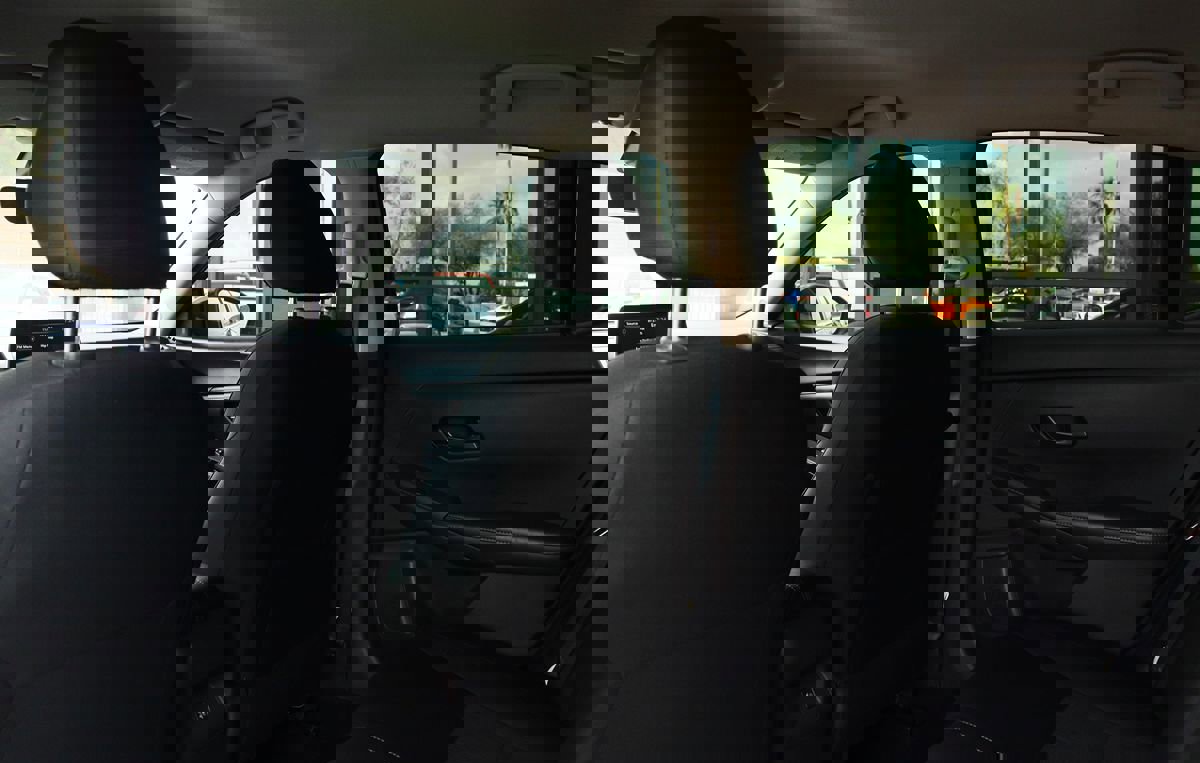 Used 2024 Nissan Sentra SV image 31