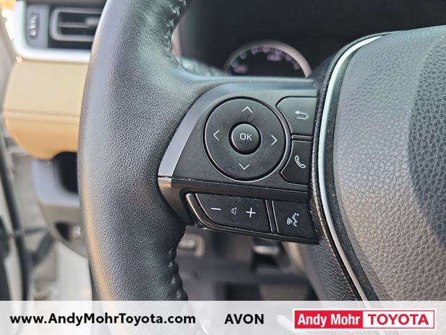 Used 2021 Toyota RAV4 XLE w/ Convenience Package AWD/4WD image 16