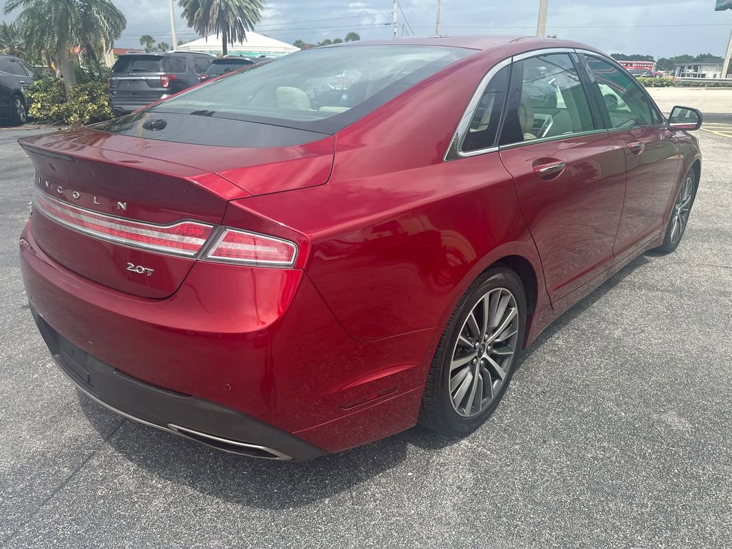 Used 2019 Lincoln MKZ Premiere image 6