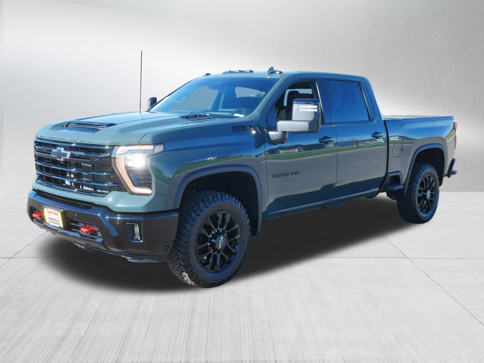 Used 2026 Chevrolet Silverado 3500 LTZ w/ LTZ Plus Package AWD/4WD image 3