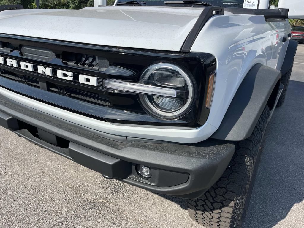 New 2026 Ford Bronco Outer Banks w/ Sasquatch Package AWD/4WD image 10