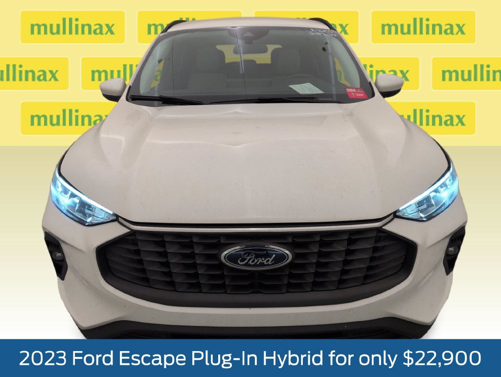 Used 2023 Ford Escape SE FWD image 14