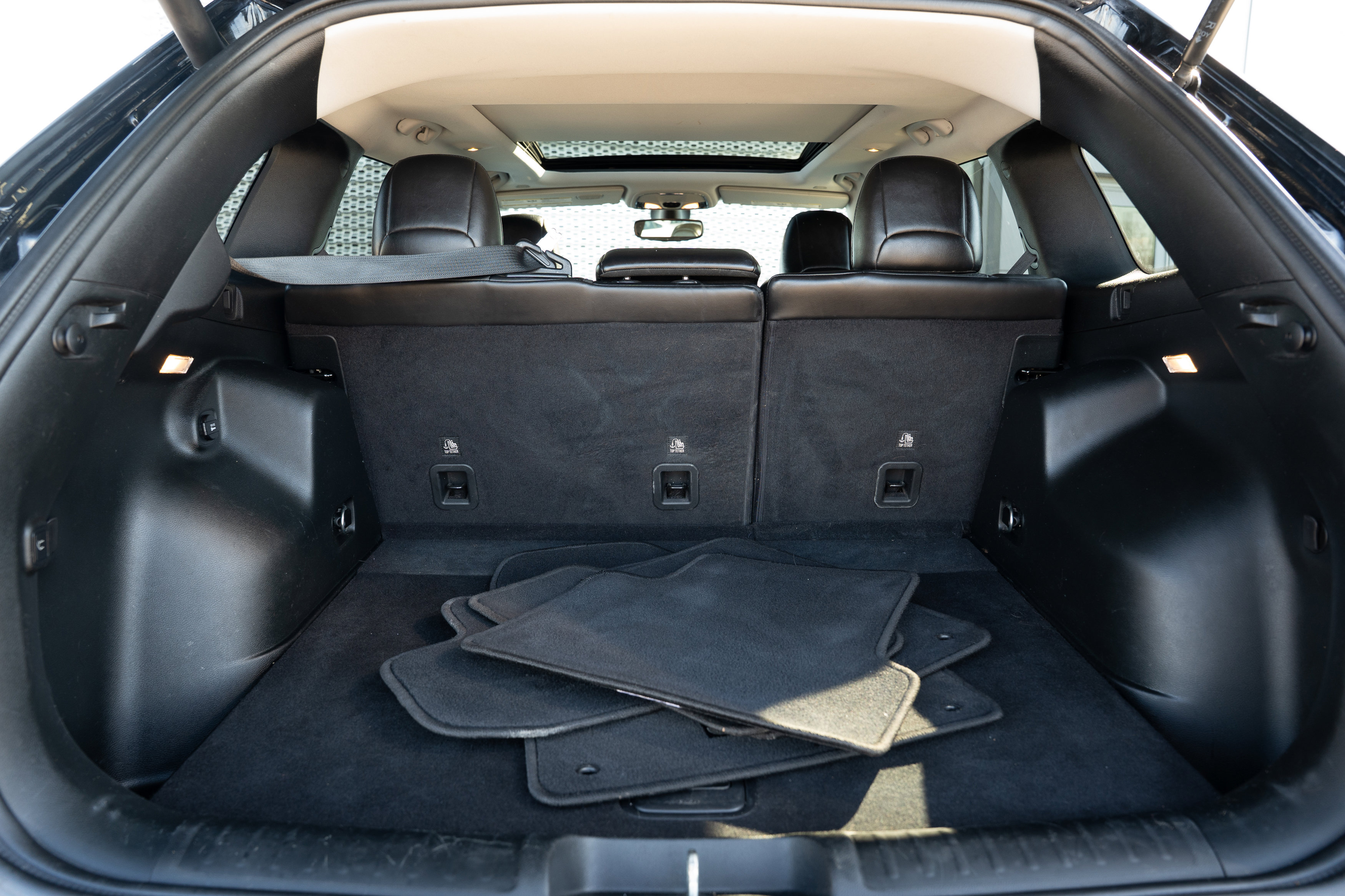 Used 2019 Jeep Cherokee Limited image 25