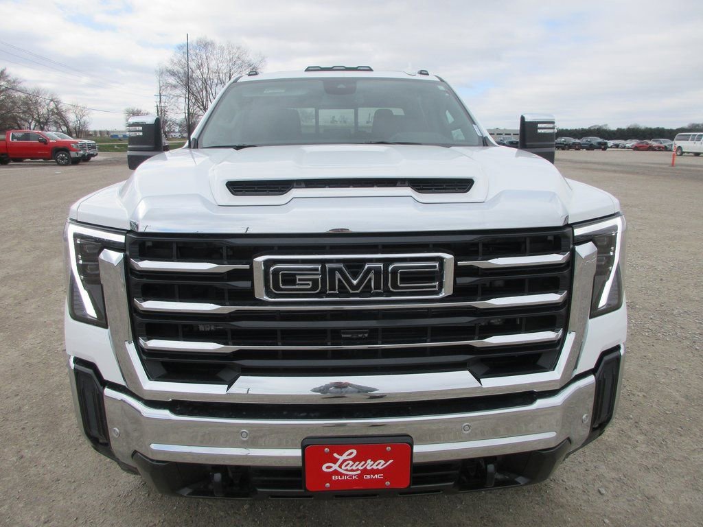 New 2026 GMC Sierra 2500 SLT w/ SLT Premium Package image 11