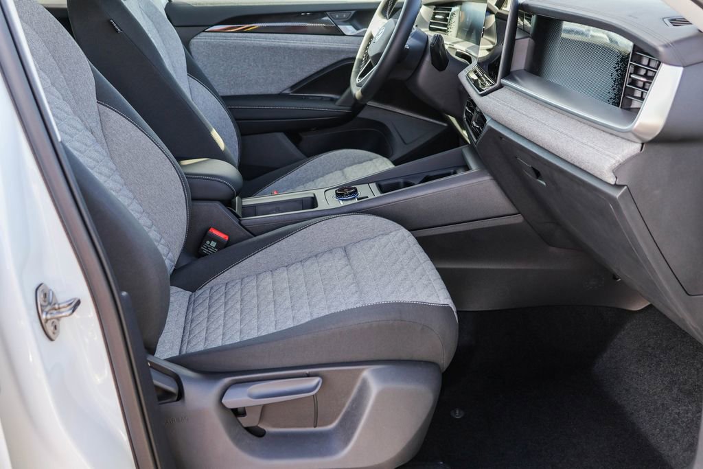 New 2025 Volkswagen Tiguan S image 41