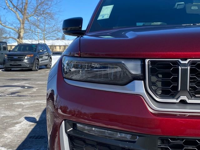 New 2026 Jeep Grand Cherokee Limited AWD/4WD image 10