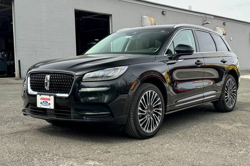 Used 2022 Lincoln Corsair Reserve w/ Sport Package AWD/4WD image 7