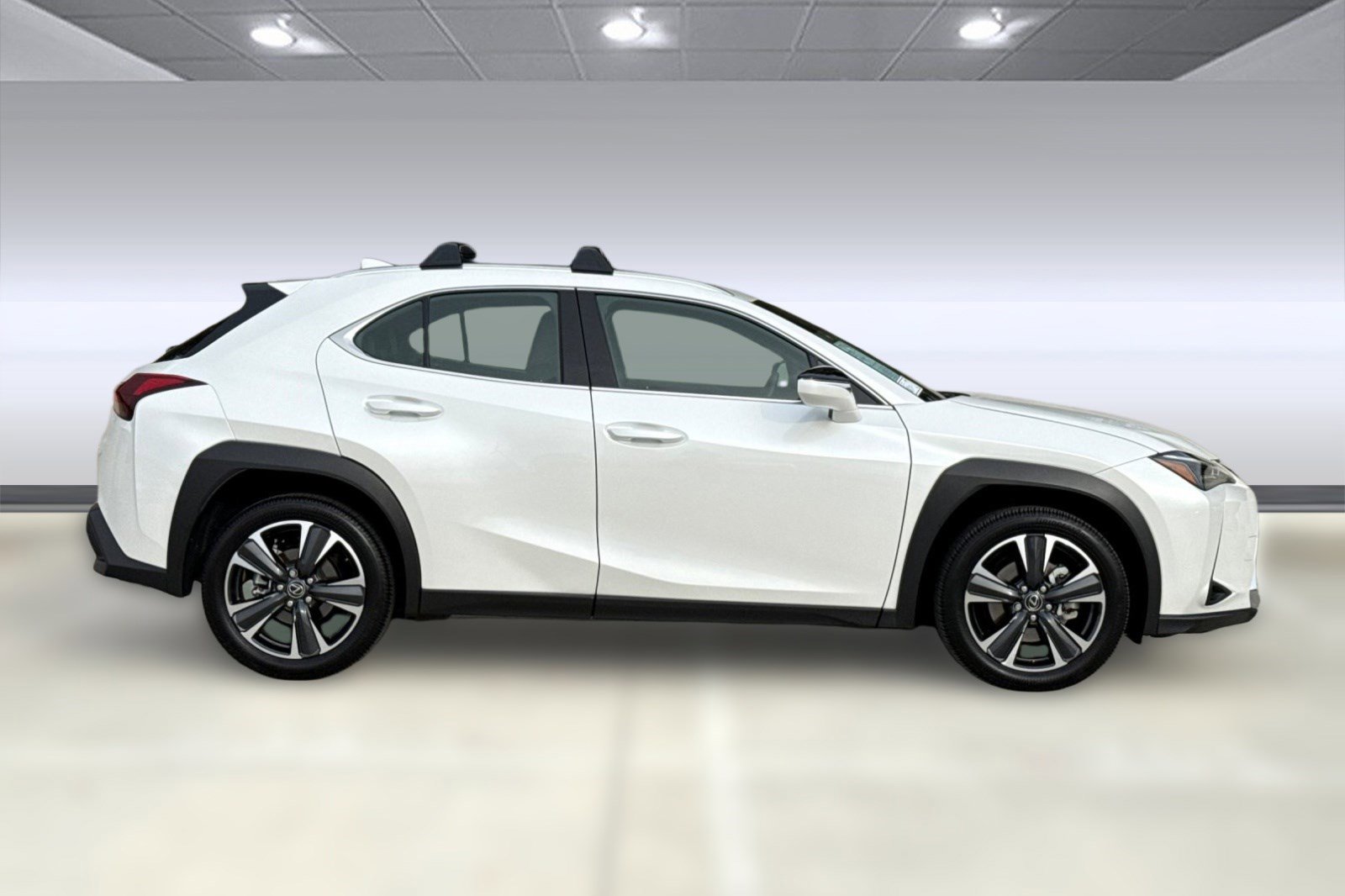 Certified 2025 Lexus UX 300h FWD w/ Accessory Package (Z2) image 8