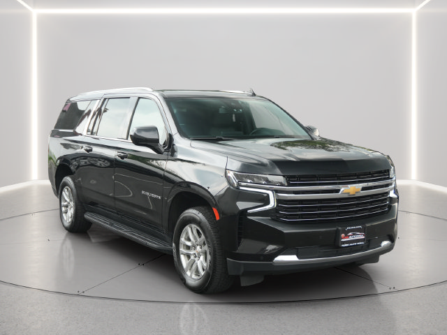 Used 2024 Chevrolet Suburban LT AWD/4WD image 7