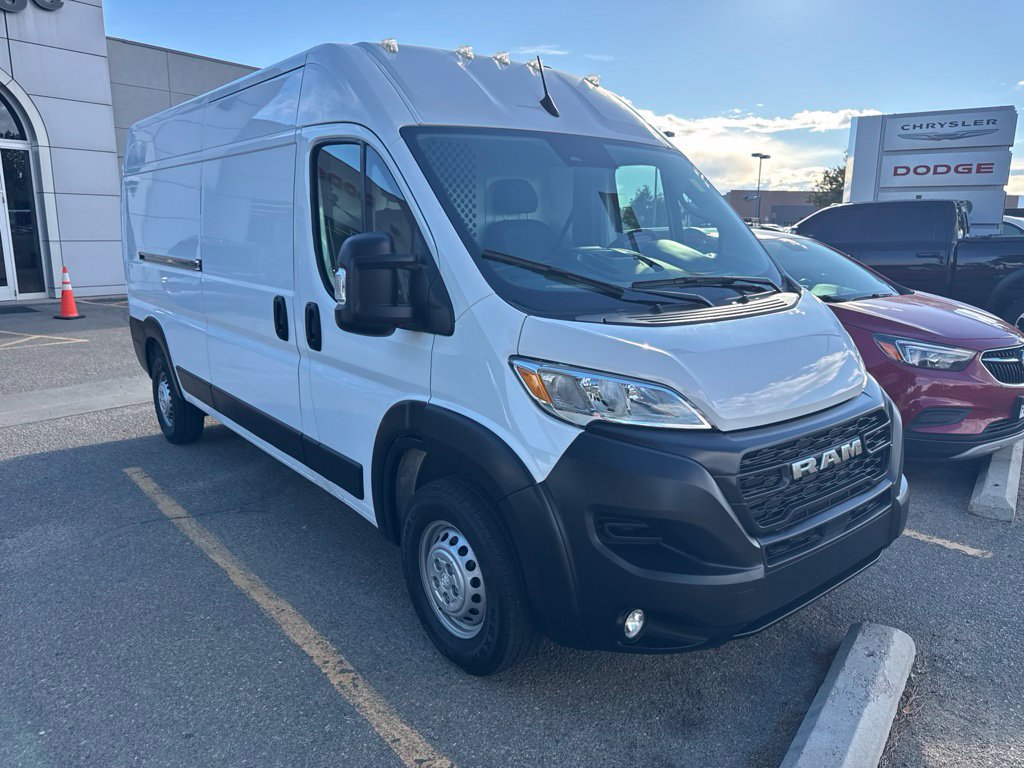 Used 2025 RAM ProMaster 2500 w/ Convenience Group FWD image 5