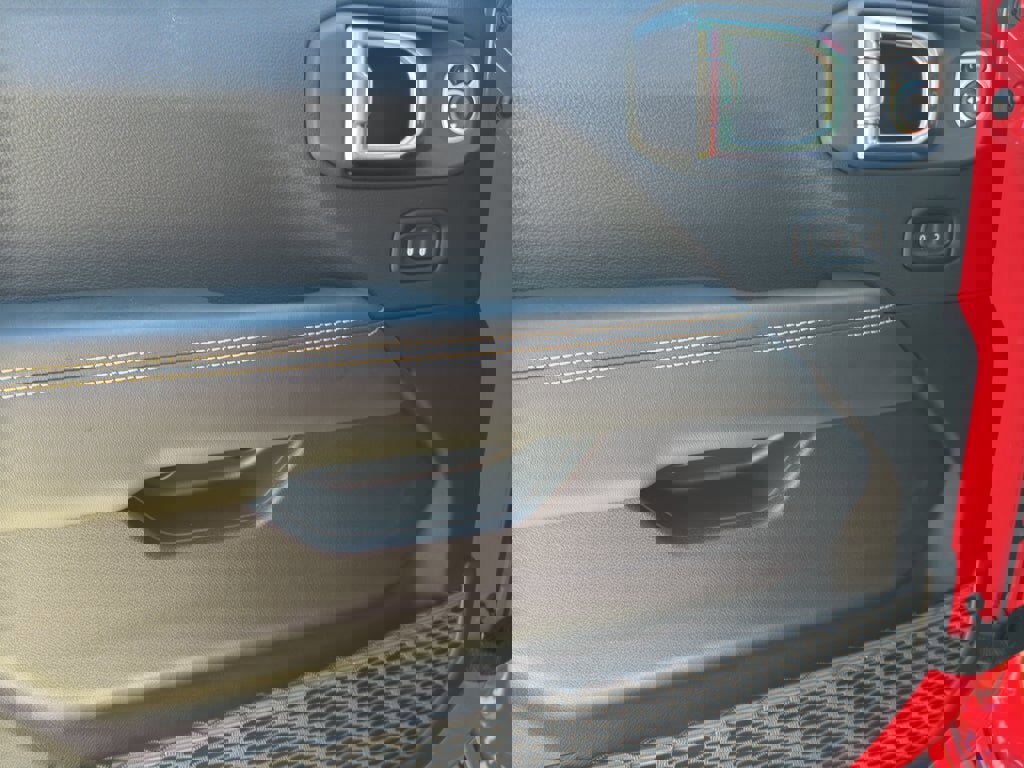 New 2025 Jeep Gladiator Sport image 10