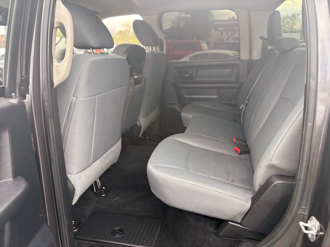 Used 2015 RAM 2500 Tradesman w/ Chrome Appearance Group image 22