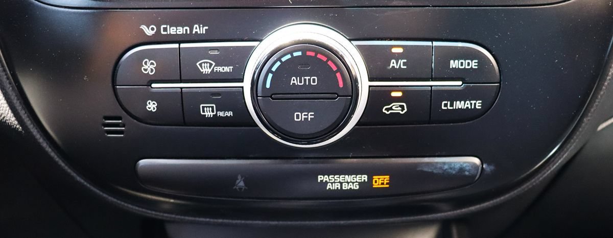 Used 2018 Kia Soul + FWD image 45