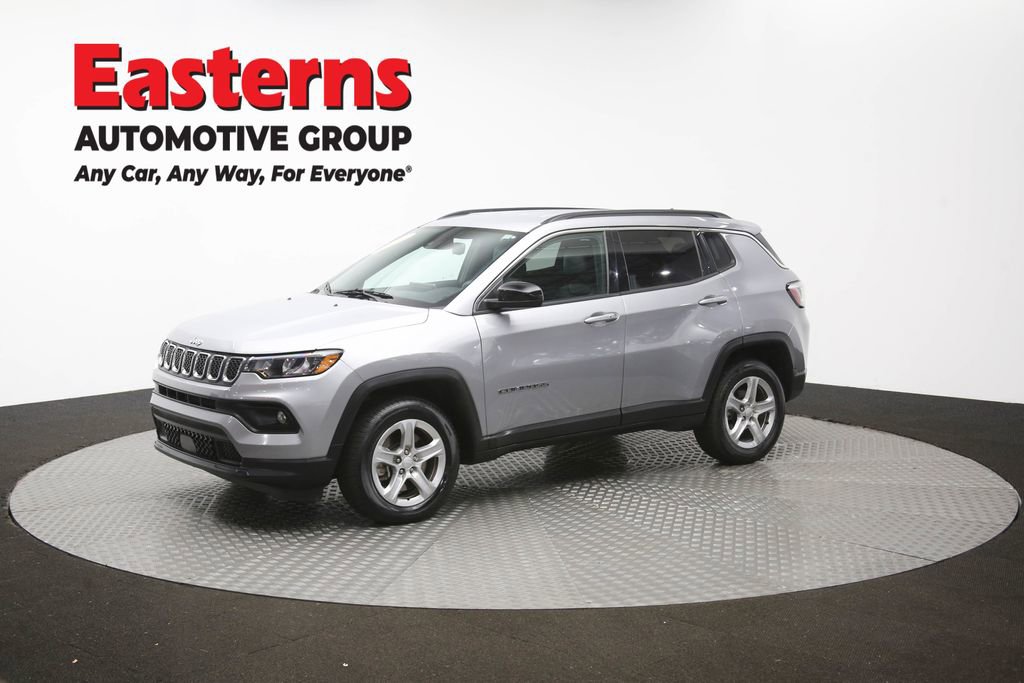 Used 2024 Jeep Compass Latitude AWD/4WD image 53