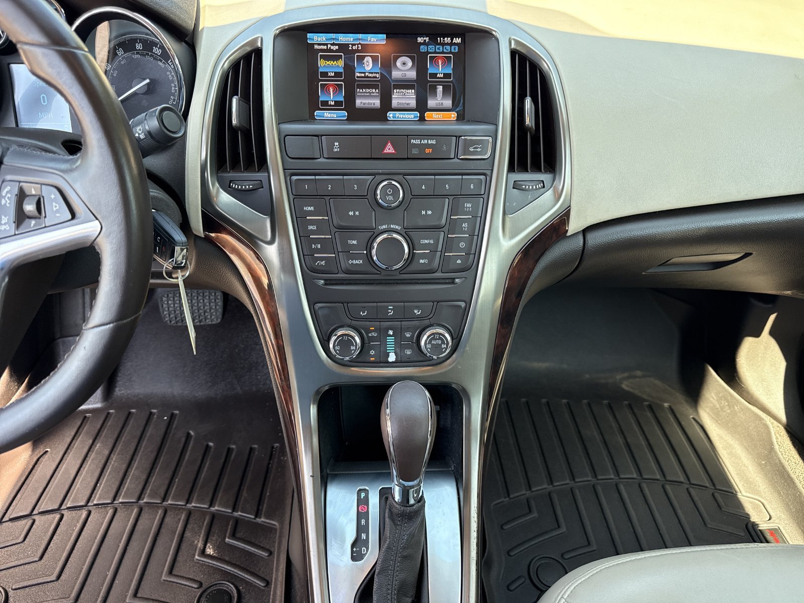 Used 2015 Buick Verano FWD image 25