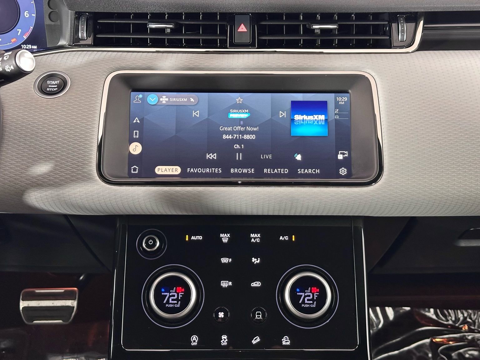 Used 2023 Land Rover Range Rover Evoque R-Dynamic S image 14