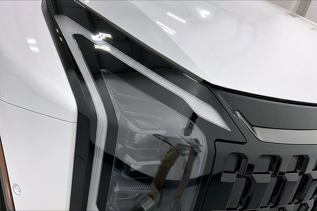 Used 2026 Kia Sportage X-Line w/ X-Line Technology Package image 38