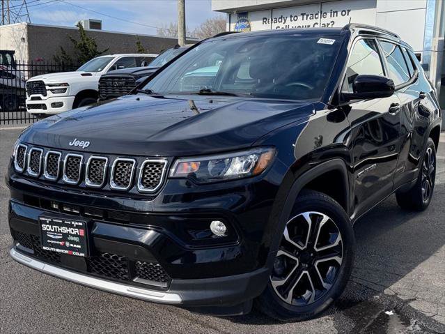 Certified 2023 Jeep Compass Limited w/ Sun and Sound Group AWD/4WD image 3