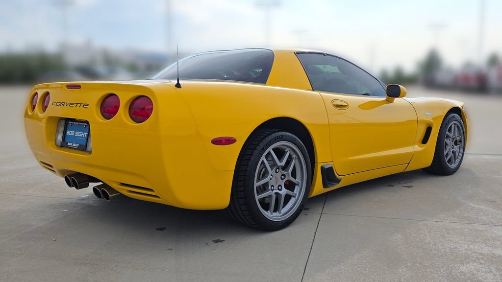 Used 2003 Chevrolet Corvette Z06 w/ Memory Package, 3 Drivers RWD image 5