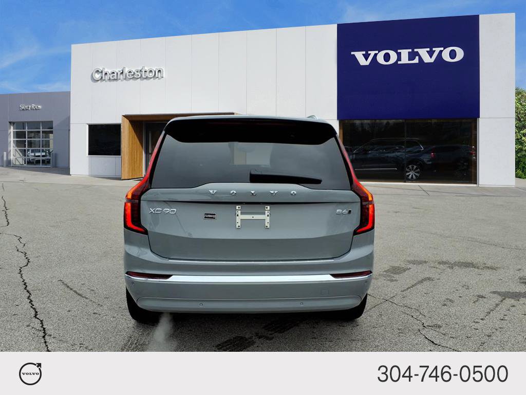Certified 2026 Volvo XC90 B6 Plus w/ Protection Package Premier AWD/4WD image 4