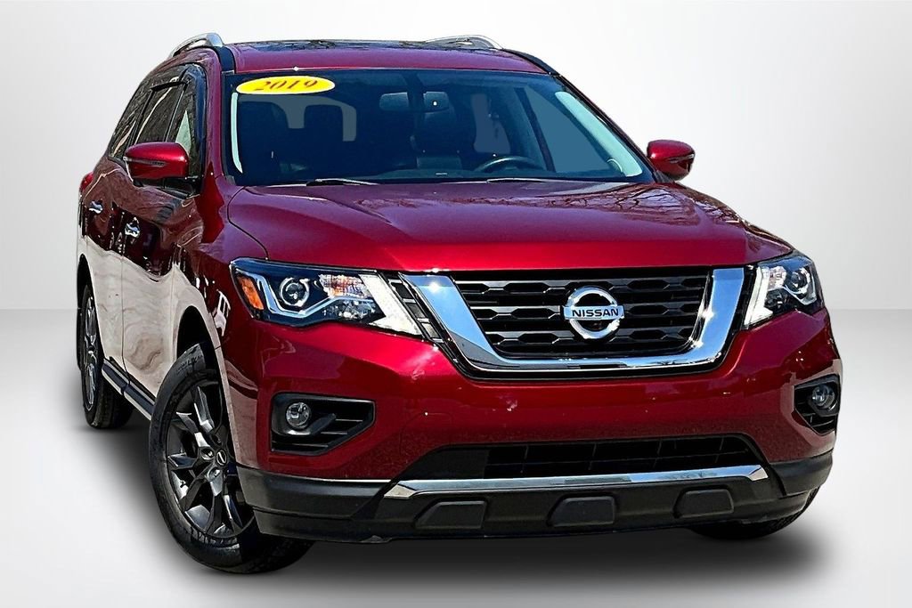 Used 2019 Nissan Pathfinder S image 3