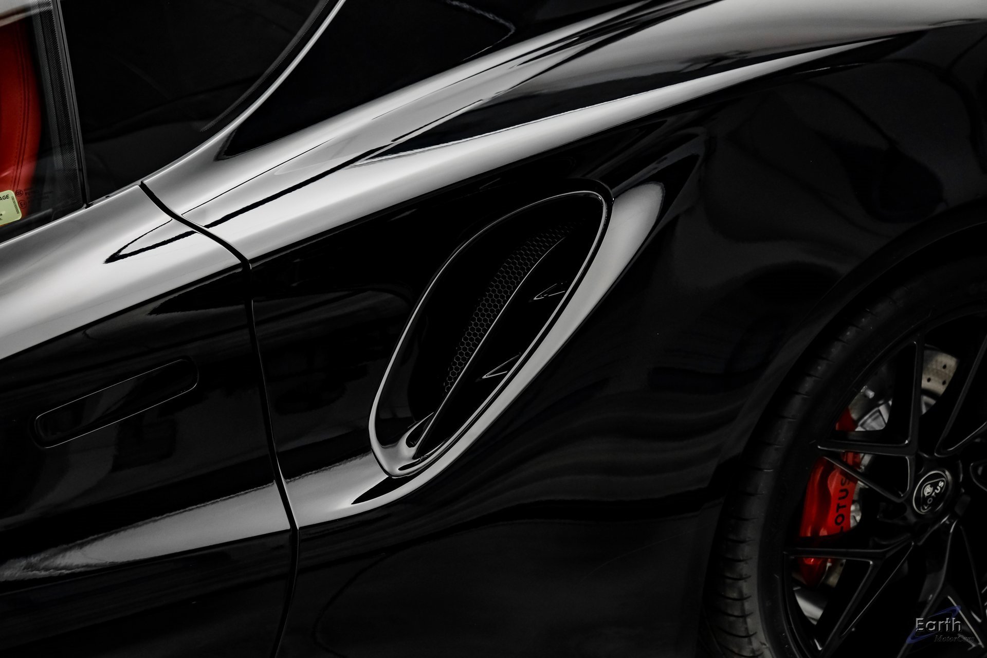 New 2026 Lotus Emira SE image 34