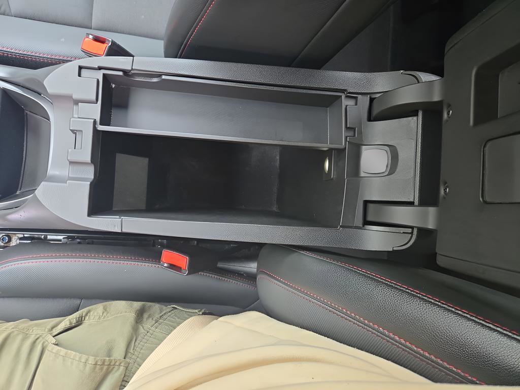 Used 2022 Chevrolet Equinox RS image 30