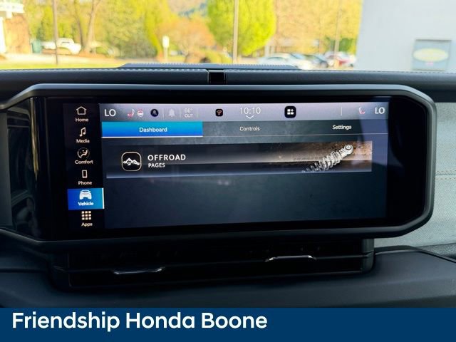 Used 2024 Jeep Wrangler Sahara image 23