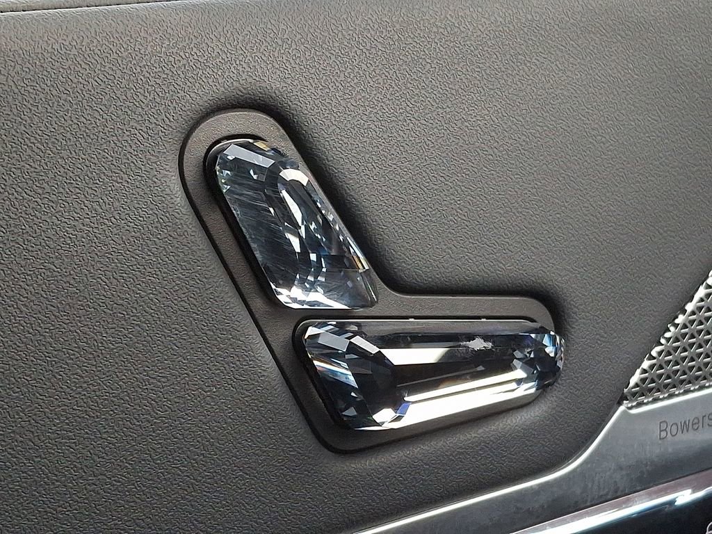 Certified 2023 BMW 760i xDrive w/ Parking Assistance Package AWD/4WD image 20