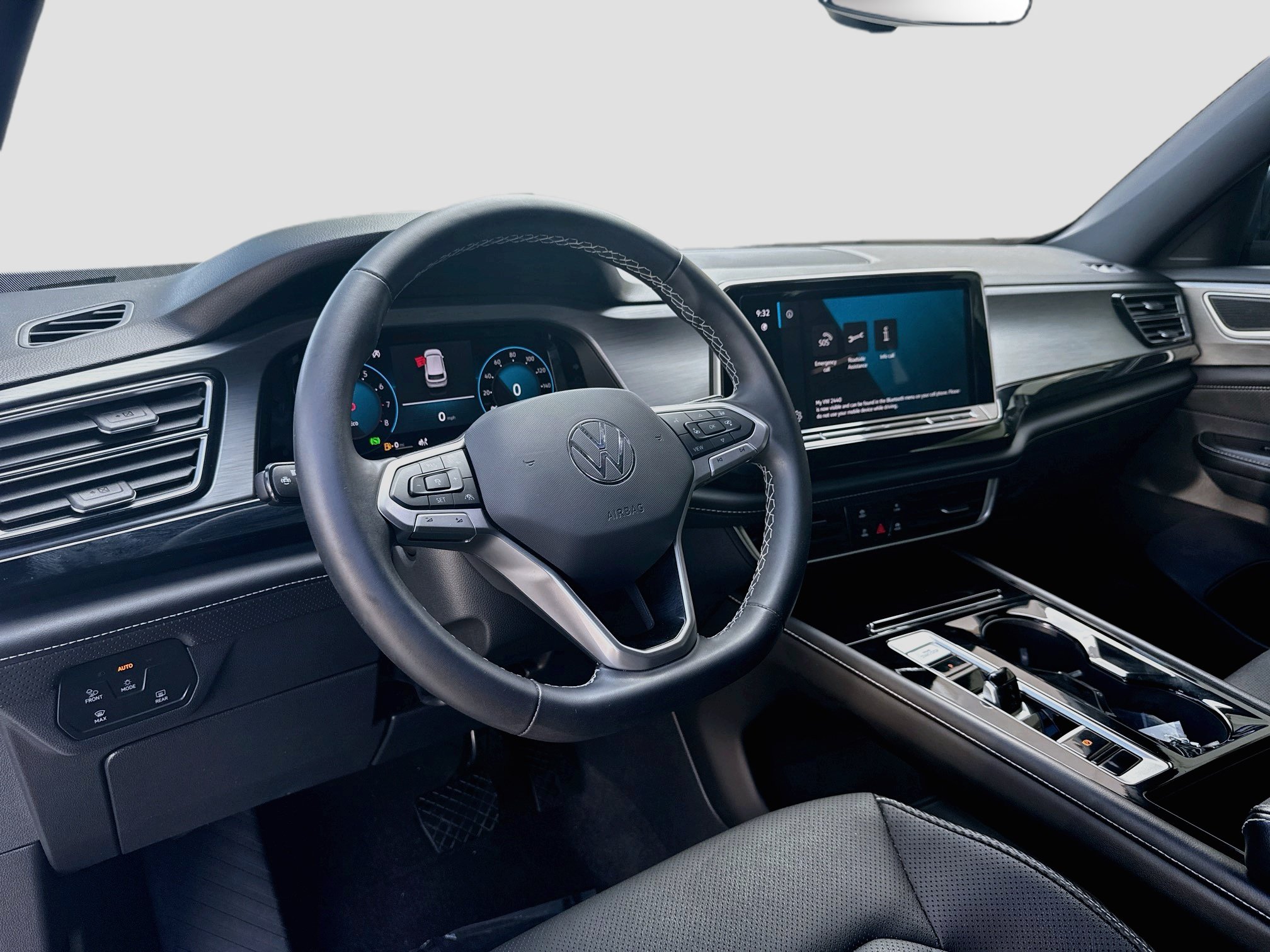 Certified 2024 Volkswagen Atlas Cross Sport SE FWD image 9