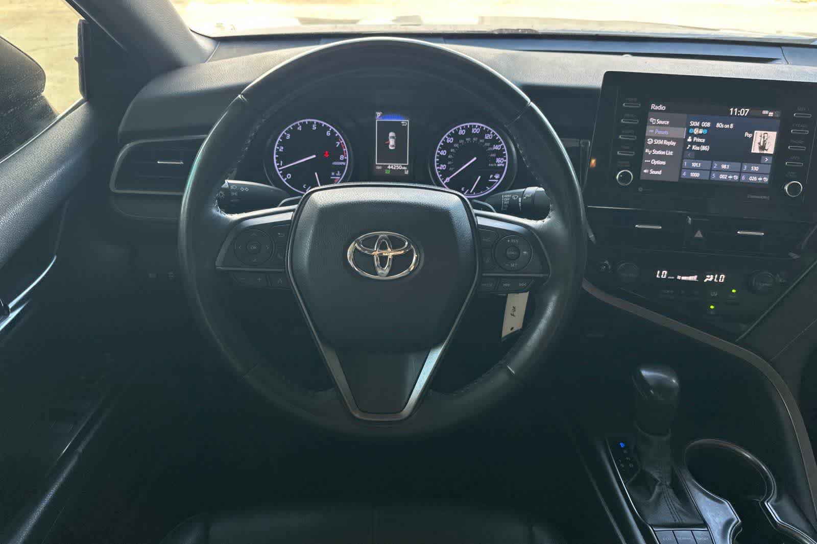 Used 2022 Toyota Camry SE FWD image 16