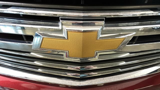 Used 2017 Chevrolet Suburban Premier AWD/4WD image 8
