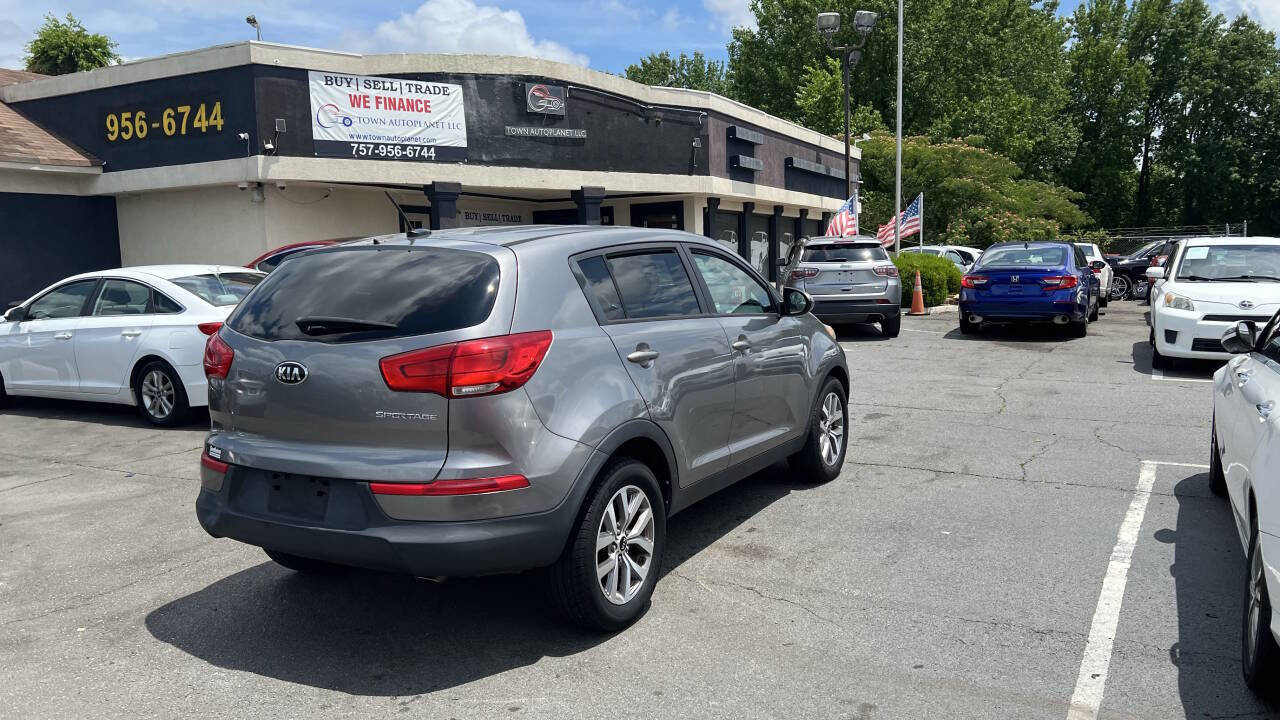 Used 2015 Kia Sportage LX image 14