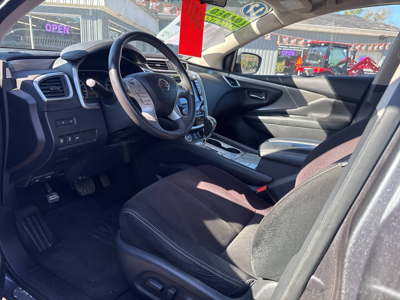 Used 2017 Nissan Murano SV AWD/4WD image 13
