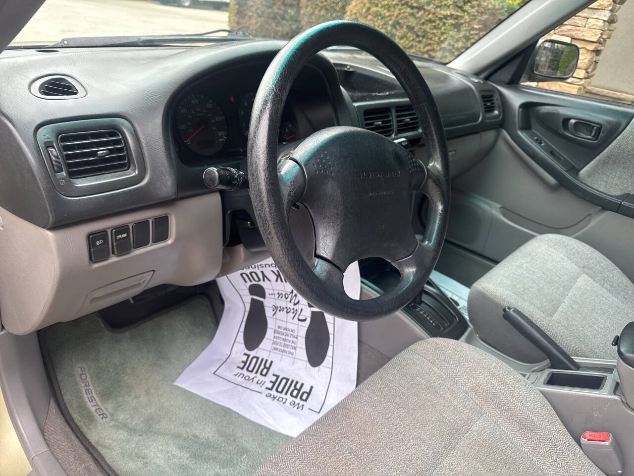 Used 2001 Subaru Forester L AWD/4WD image 19