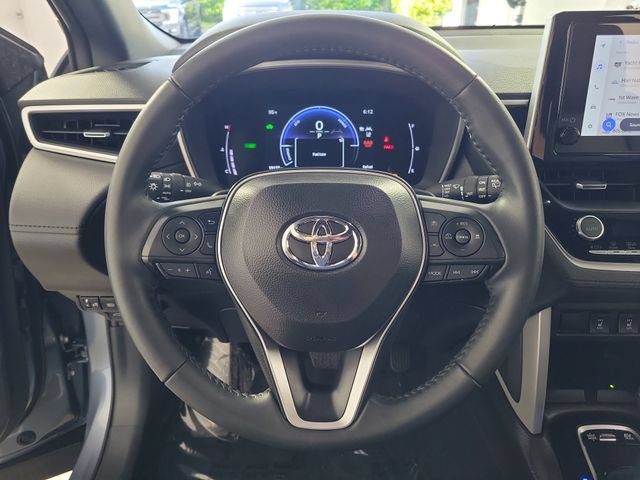Used 2025 Toyota Corolla Cross AWD Hybrid w/ Convenience Package image 27